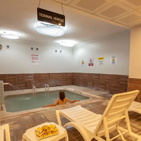 Termal Ece Παμούκαλε